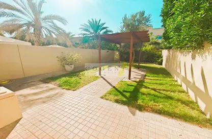 Villa - 2 Bedrooms - 3 Bathrooms for rent in Springs 10 - The Springs - Dubai