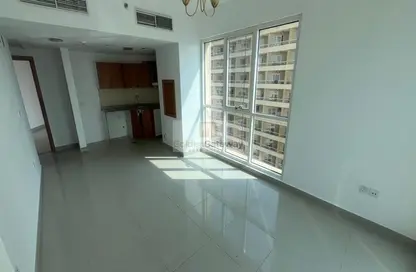 Apartment - 1 Bedroom - 1 Bathroom for rent in Lakeside Tower C - Lakeside Residence - Dubai Production City (IMPZ) - Dubai