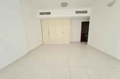 Apartment - 1 Bedroom - 2 Bathrooms for rent in New Al Taawun Road - Al Taawun - Sharjah