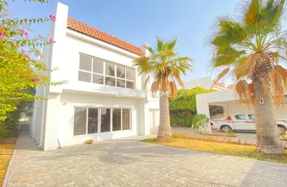 Villa - 4 Bedrooms - 5 Bathrooms for rent in Jumeirah 3 Villas - Jumeirah 3 - Jumeirah - Dubai