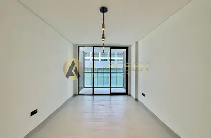 Office Space - Studio - 1 Bathroom for rent in Binghatti Emerald - Jumeirah Village Circle - Dubai