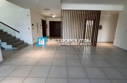 Villa - 4 Bedrooms - 6 Bathrooms for rent in West Yas - Yas Island - Abu Dhabi