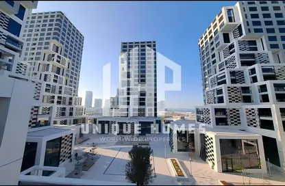 Apartment - 1 Bedroom - 2 Bathrooms for sale in Pixel - Makers District - Al Reem Island - Abu Dhabi