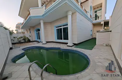 Villa - 5 Bedrooms - 6 Bathrooms for rent in Umm Suqeim 2 - Umm Suqeim - Dubai