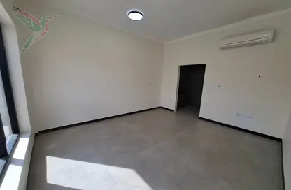 Apartment - Studio - 1 Bathroom for rent in Khalifa Street - Central District - Al Ain