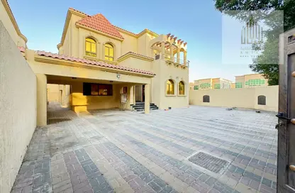 Villa - 5 Bedrooms - 7 Bathrooms for sale in Al Mowaihat 2 - Al Mowaihat - Ajman