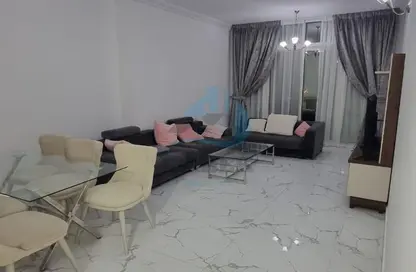 Apartment - 2 Bedrooms - 2 Bathrooms for rent in Oasis Tower - Al Rashidiya 1 - Al Rashidiya - Ajman