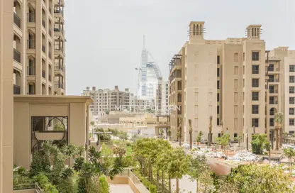 Apartment - 2 Bedrooms - 2 Bathrooms for sale in Asayel - Madinat Jumeirah Living - Umm Suqeim - Dubai