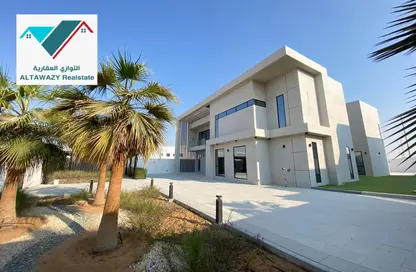 Villa - 5 Bedrooms - 7 Bathrooms for rent in Madinat Al Riyad - Abu Dhabi