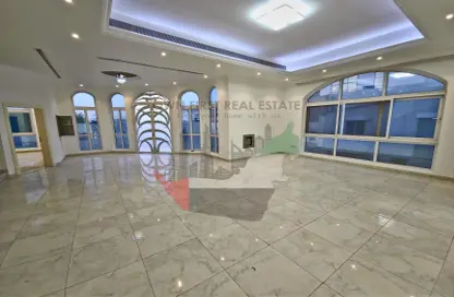 Villa - 5 Bedrooms - 6 Bathrooms for rent in Nad Al Sheba 4 - Nad Al Sheba - Dubai