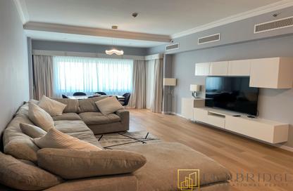 Apartment - 2 Bedrooms - 3 Bathrooms for sale in Golden Mile 4 - Golden Mile - Palm Jumeirah - Dubai