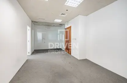 Office Space - Studio for rent in Aurora Tower - Dubai Media City - Dubai