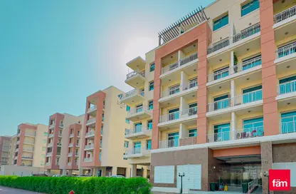 Apartment - 3 Bedrooms - 3 Bathrooms for sale in Mazaya 23 - Queue Point - Dubai Land - Dubai