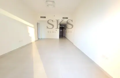 Apartment - 1 Bedroom - 2 Bathrooms for rent in Bin Khalid Building - Al Barsha 1 - Al Barsha - Dubai