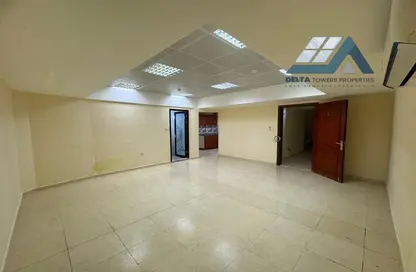 Apartment - 1 Bathroom for rent in Hazaa Bin Zayed the First Street - Al Nahyan Camp - Abu Dhabi