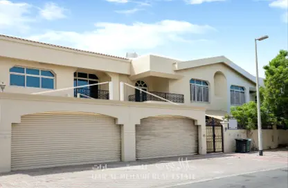 Villa - 4 Bedrooms - 6 Bathrooms for rent in Jumeirah 1 - Jumeirah - Dubai