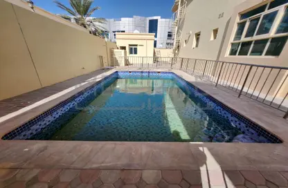 Villa - 5 Bedrooms - 6 Bathrooms for rent in Al Quoz 1 Villas - Al Quoz 1 - Al Quoz - Dubai