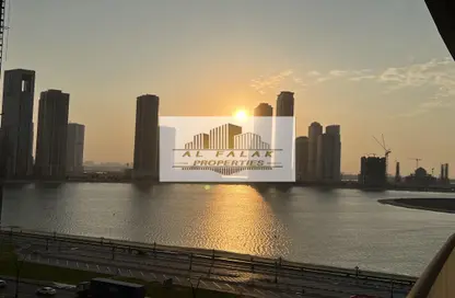 Apartment - 2 Bedrooms - 4 Bathrooms for rent in Magestic Tower - Al Mamzar - Al Mamzar - Sharjah - Sharjah