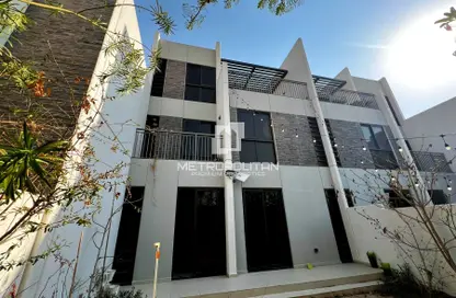 Townhouse - 5 Bedrooms - 6 Bathrooms for sale in Aurum Villas - Juniper - Damac Hills 2 - Dubai