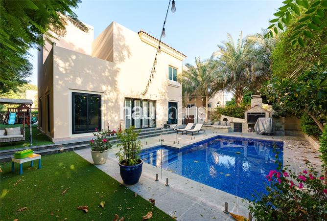 Villa - 5 Bedrooms - 4 Bathrooms for sale in Esmeralda - Victory Heights - Dubai Sports City - Dubai