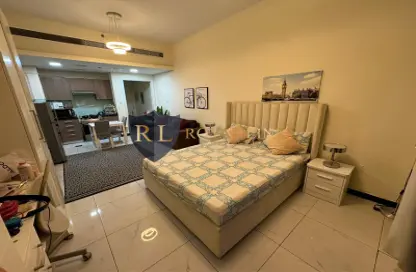 Apartment - 1 Bathroom for rent in Crystal Residence - Jumeirah Village Circle - Dubai