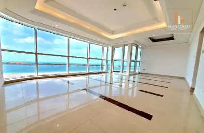 Apartment - 2 Bedrooms - 4 Bathrooms for rent in Wave tower - Corniche Road - Abu Dhabi