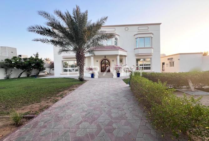 Villa - 5 Bedrooms - 7 Bathrooms for rent in Al Barsha 2 Villas - Al Barsha 2 - Al Barsha - Dubai