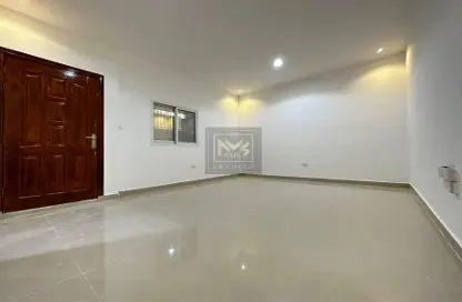 Apartment - 1 Bathroom for rent in Al Mushrif - Abu Dhabi