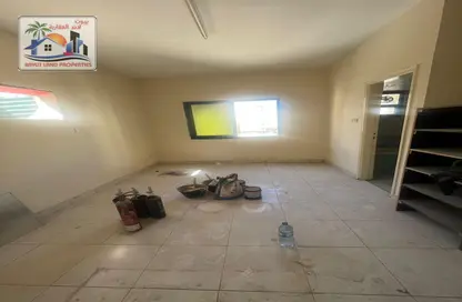 Apartment - 1 Bathroom for rent in Al Naba'ah - Al Sharq - Sharjah