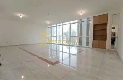 Apartment - 3 Bedrooms - 5 Bathrooms for rent in Al Ramhan Tower - Tourist Club Area - Abu Dhabi
