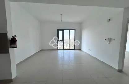 Apartment - 1 Bedroom - 1 Bathroom for sale in Hayat Boulevard-1B - Hayat Boulevard - Town Square - Dubai