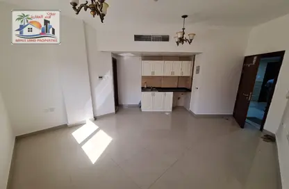 Apartment - 1 Bathroom for rent in AlFalah - Muwaileh Commercial - Sharjah