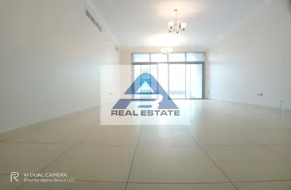 Apartment - 3 Bedrooms - 5 Bathrooms for rent in Sheikha Salama Tower - Khalidiya Street - Al Khalidiya - Abu Dhabi