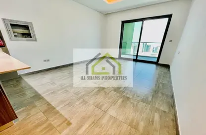 Apartment - 1 Bedroom - 2 Bathrooms for rent in Alpha Green Tower - Jumeirah Village Circle - Dubai