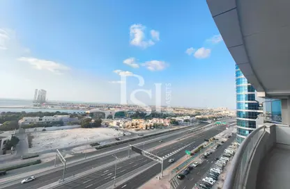 Apartment - 4 Bedrooms - 4 Bathrooms for rent in Al Mina Tower - Al Mina - Abu Dhabi