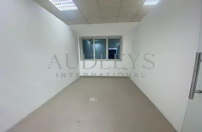 Office Space - Studio for rent in Al Quoz 3 - Al Quoz - Dubai