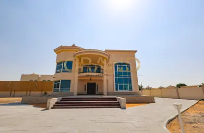 Villa - 5 Bedrooms - 7 Bathrooms for rent in Mohamed Bin Zayed City Villas - Mohamed Bin Zayed City - Abu Dhabi