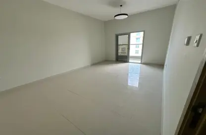 Apartment - 2 Bedrooms - 3 Bathrooms for rent in Al Jurf 2 - Al Jurf - Ajman Downtown - Ajman