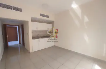 Apartment - 1 Bathroom for rent in Al Ghubaiba Area - Bur Dubai - Dubai