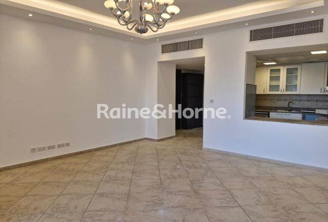 Apartment - 2 Bedrooms - 3 Bathrooms for sale in Shakespeare Circus 3 - Shakespeare Circus - Motor City - Dubai