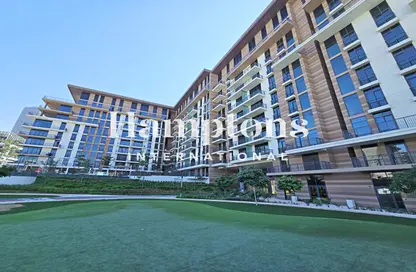 Apartment - 1 Bedroom - 1 Bathroom for sale in Central Park Building 1 - Central Park at City Walk - City Walk - Dubai