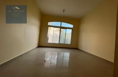 Apartment - 1 Bathroom for rent in Al Mushrif Villas - Al Mushrif - Abu Dhabi