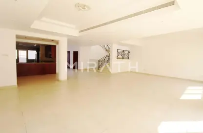 Compound - 5 Bedrooms - 6 Bathrooms for rent in Jumeirah 3 Villas - Jumeirah 3 - Jumeirah - Dubai