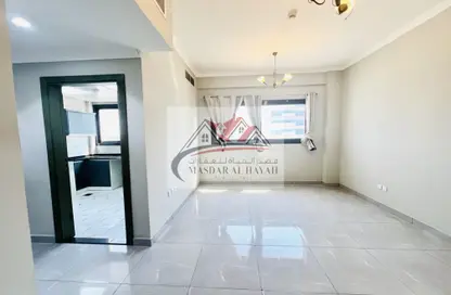 Apartment - 1 Bedroom - 2 Bathrooms for rent in AlFalah - Muwaileh Commercial - Sharjah