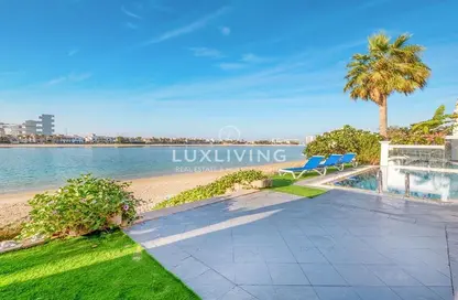 Villa - 4 Bedrooms - 6 Bathrooms for rent in Garden Homes Frond D - Garden Homes - Palm Jumeirah - Dubai