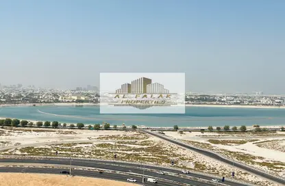 Apartment - 2 Bedrooms - 3 Bathrooms for rent in Al Mamzar Tower - Al Mamzar - Sharjah - Sharjah