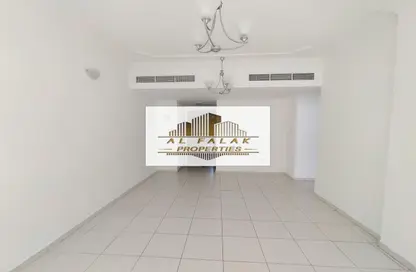 Apartment - 1 Bedroom - 2 Bathrooms for rent in New Al Taawun Road - Al Taawun - Sharjah