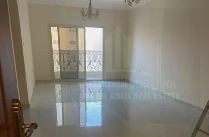 Apartment - 3 Bedrooms - 3 Bathrooms for rent in Al Jurf 2 - Al Jurf - Ajman Downtown - Ajman