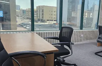 Co-working space - Studio - 1 Bathroom for rent in Bur Dubai - Dubai