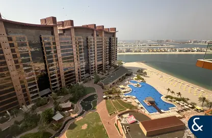 Apartment - 3 Bedrooms - 4 Bathrooms for rent in Amber - Tiara Residences - Palm Jumeirah - Dubai